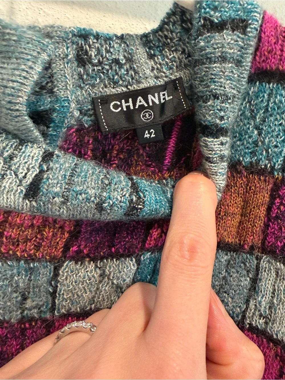 CHANEL classic crewneck